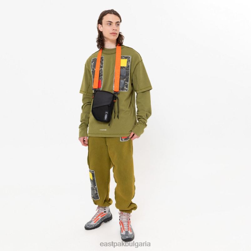 чанти през рамо Eastpak DRXPX264 единственият acw черно