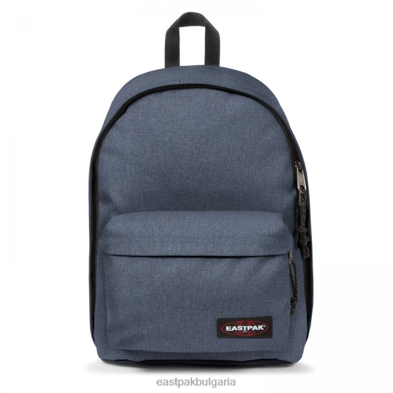 раници Eastpak DRXPX112 извън офиса хитри дънки