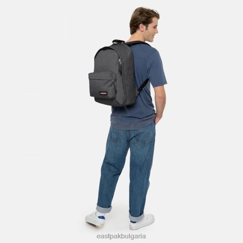 раници Eastpak DRXPX116 извън офиса черен деним
