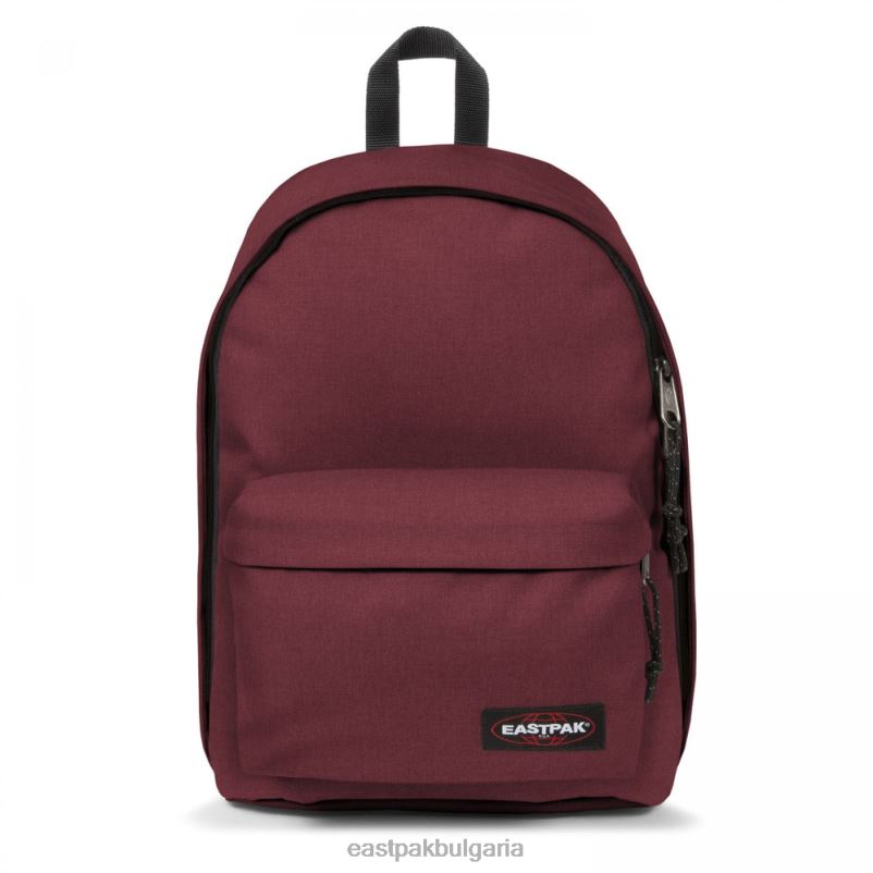 раници Eastpak DRXPX118 извън офиса хитро вино