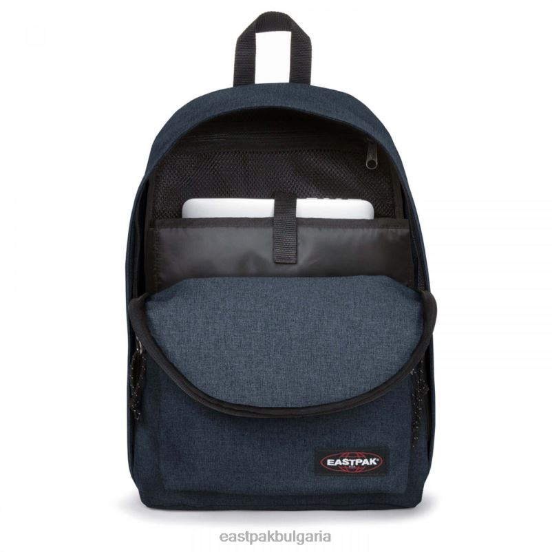 раници Eastpak DRXPX119 извън офиса троен деним