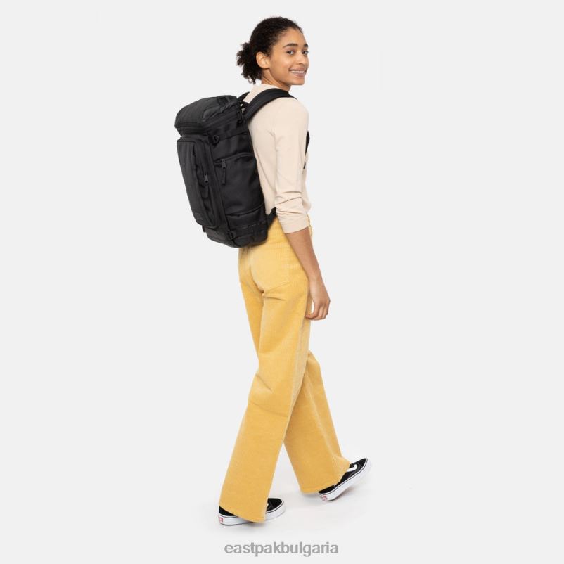 раници Eastpak DRXPX145 текум отгоре cnnct палто