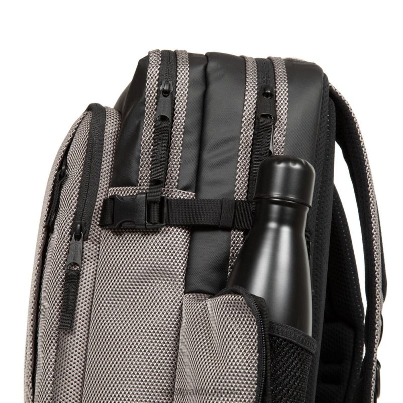 раници Eastpak DRXPX166 tecum l cnnct светло сиво