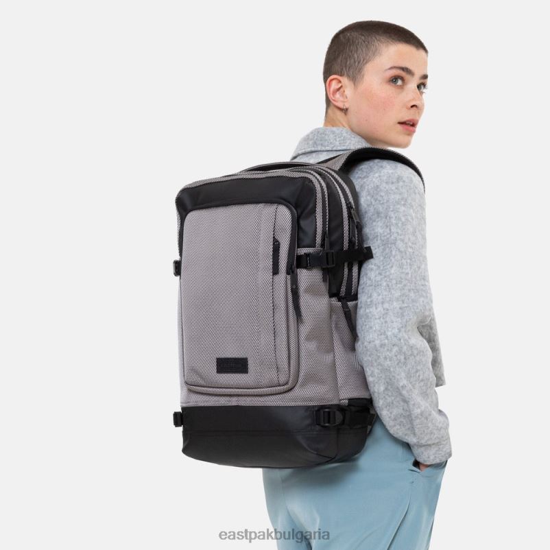 раници Eastpak DRXPX166 tecum l cnnct светло сиво